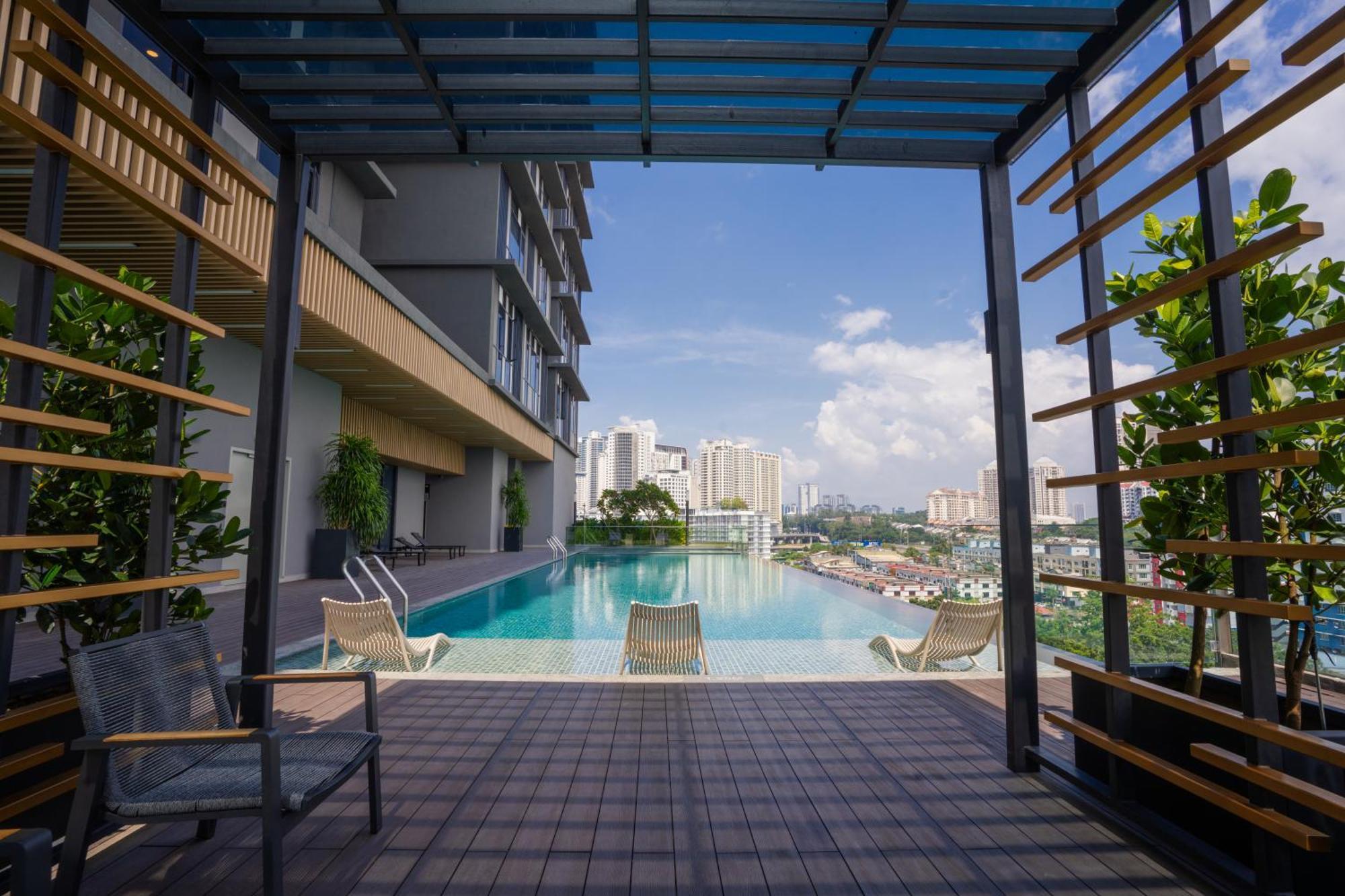 Societe Suites By Ihost Global Kuala Lumpur Bagian luar foto