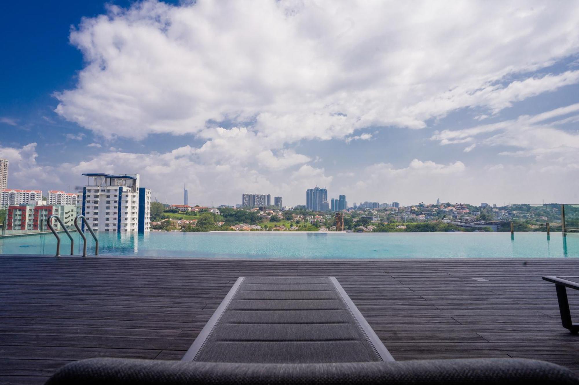 Societe Suites By Ihost Global Kuala Lumpur Bagian luar foto